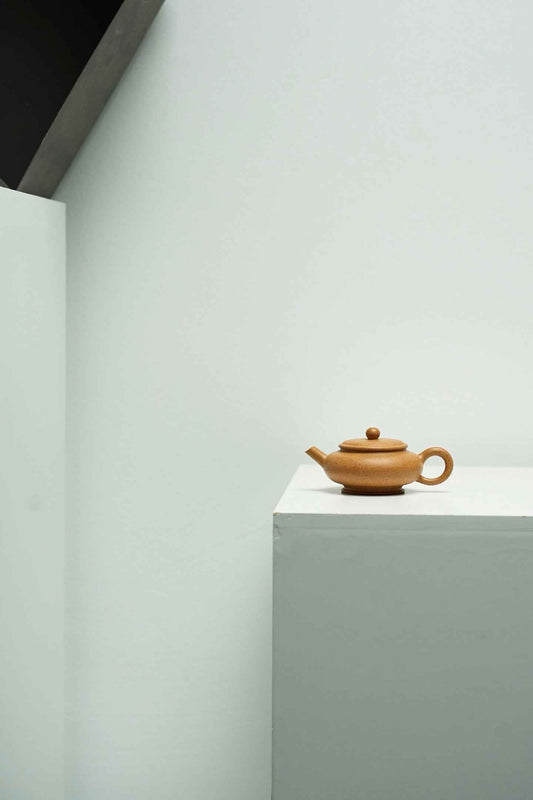 Mini Gong Deng Golden Duan Ni Teapot – 60ml