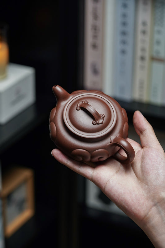 Fang Gu Ru Yi Di Cao Qing Zi Ni Teapot – 200ml
