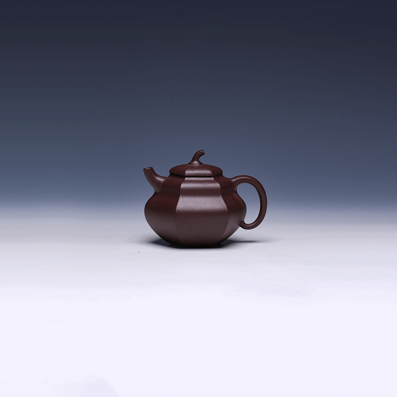 Classic Yixing Teapot, Zi Ni Clay, 200ml (Six-Faceted Pumpkin Form)