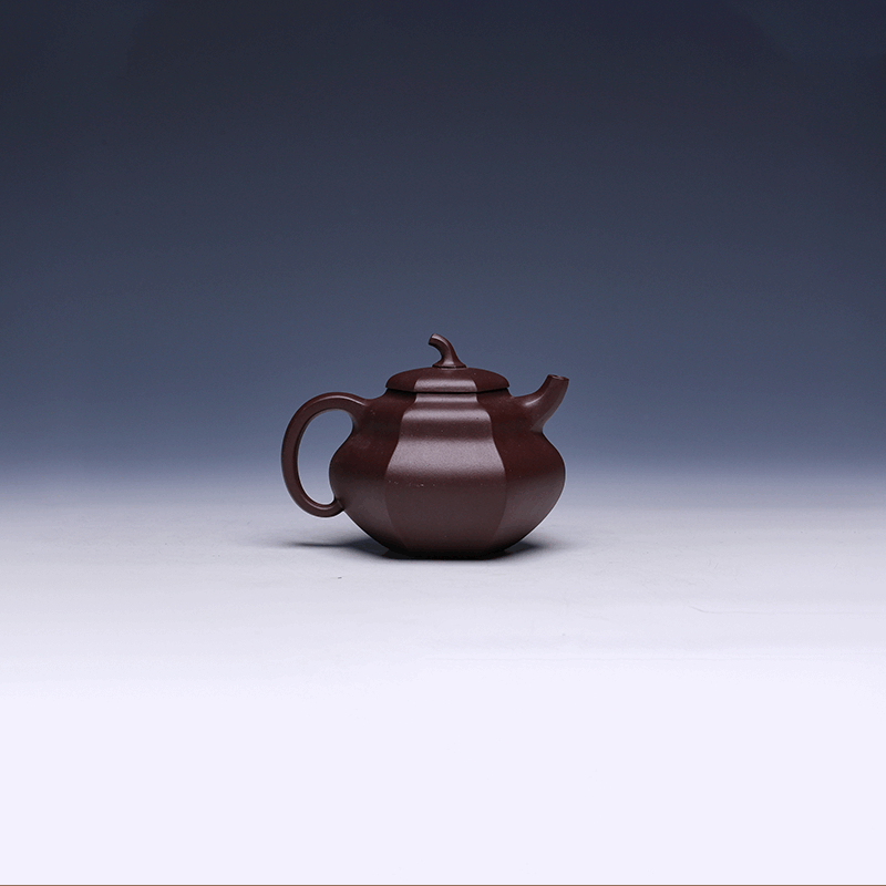 Classic Yixing Teapot, Zi Ni Clay, 200ml (Six-Faceted Pumpkin Form)