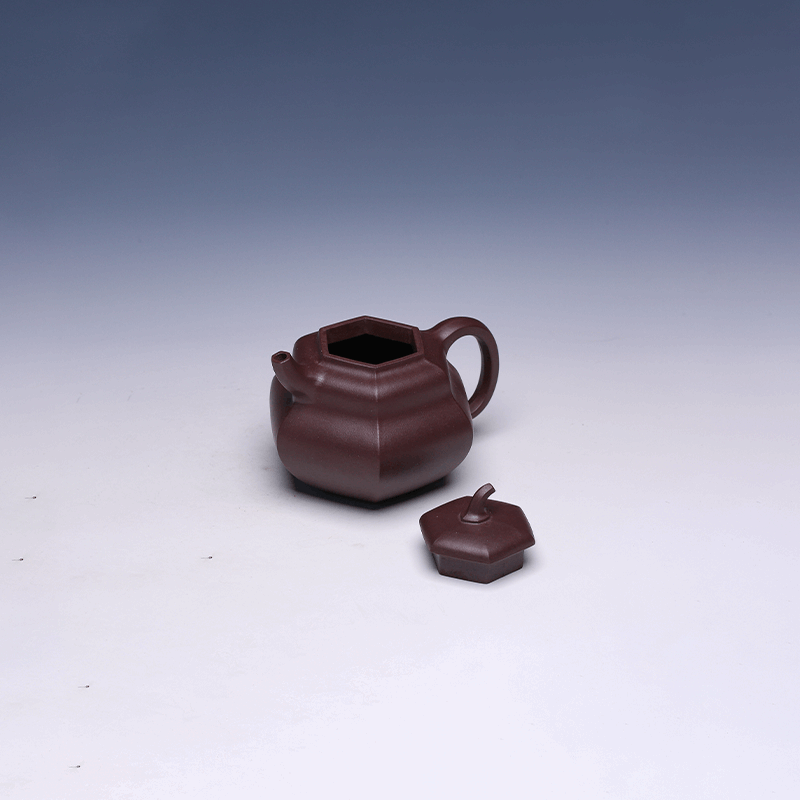 Classic Yixing Teapot, Zi Ni Clay, 200ml (Six-Faceted Pumpkin Form)
