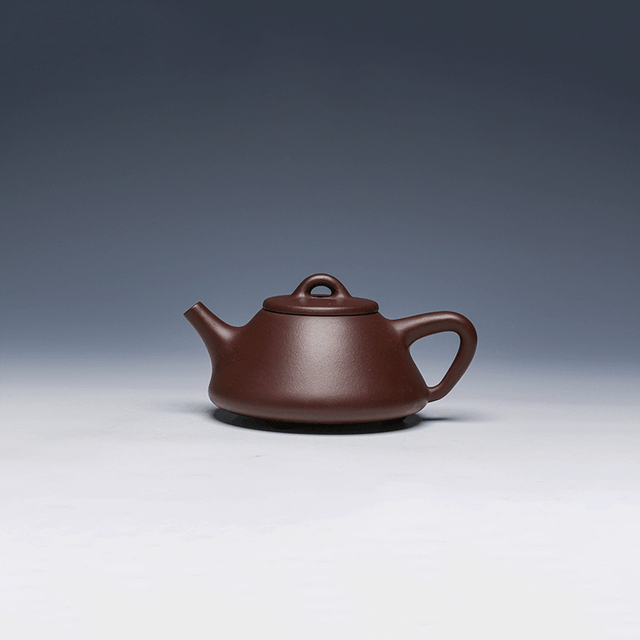 Zi Ye Shi Piao Yixing Teapot 220ml | Di Cao Qing Clay