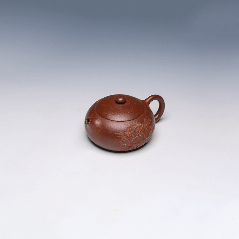 Flat Xi Shi Yixing Zisha Teapot with Carved Design, Zi Zhu Ni Clay, 200ml