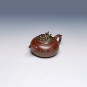 Yixing Teapot with Dragon Lid, Long Xue Sha Clay, 300ml