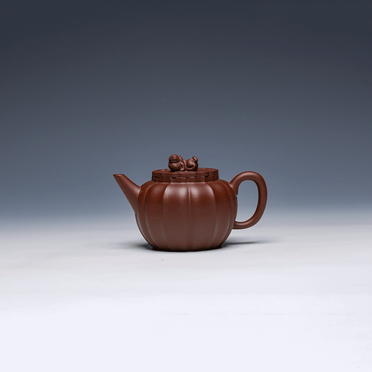 Yixing Teapot with Lion Lid, Purple Clay, 200ml