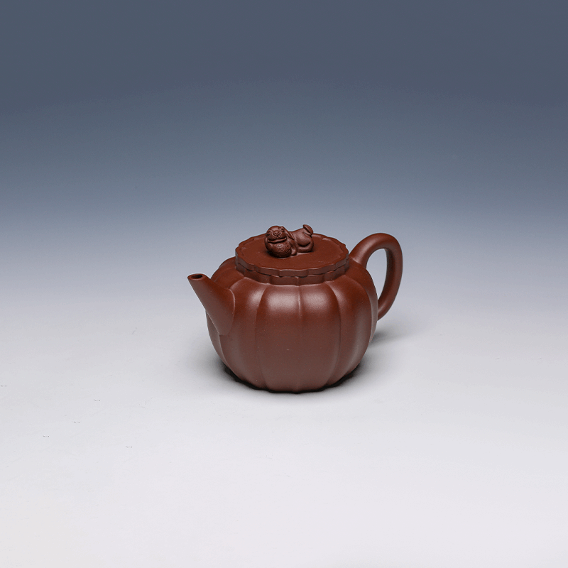 Yixing Teapot with Lion Lid, Purple Clay, 200ml