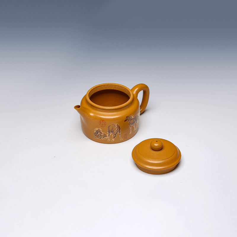 Yixing Teapot, Duan Clay, 300ml - Horse Design