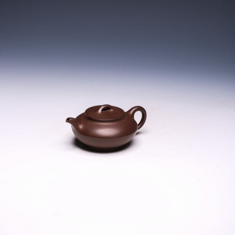 Classic Yixing Teapot by Yang Weigang, Zi Ni Clay, 200ml (Sang Bian Style) - Yixing Teaware