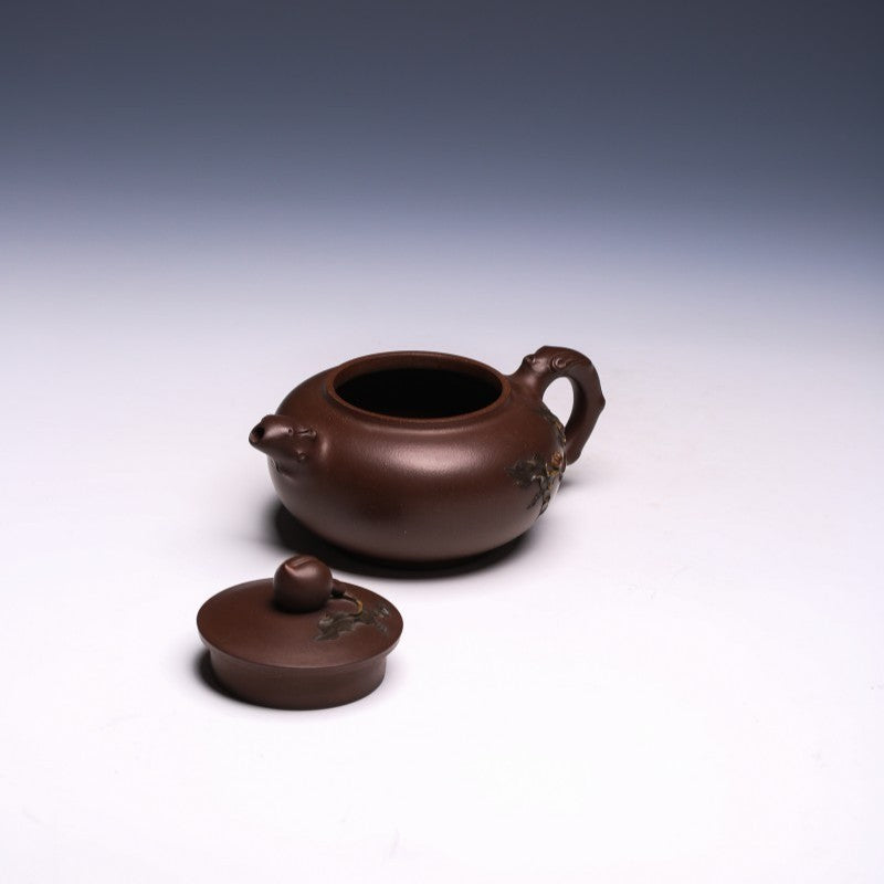 Longevity Peach Yixing Teapot by Lu Shixing, Lao Zi Ni Clay, 330ml (Decorative Style) - Yixing Teaware