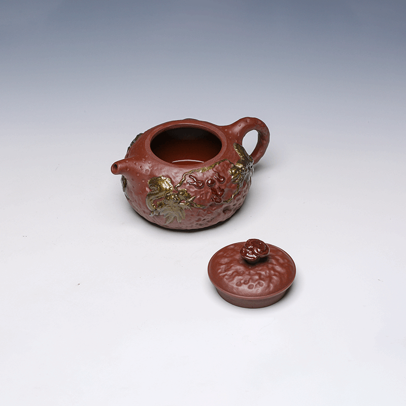 Yixing Teapot, Zisha Clay, 200ml - Sculpted Texture