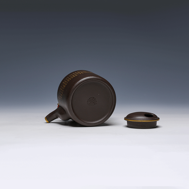 Yixing Teapot, Zisha Clay, 230ml - Unique Handle