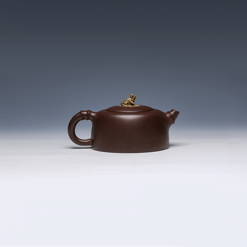 Yixing Teapot, Zisha Clay, 260ml - Classic Low Profile Design