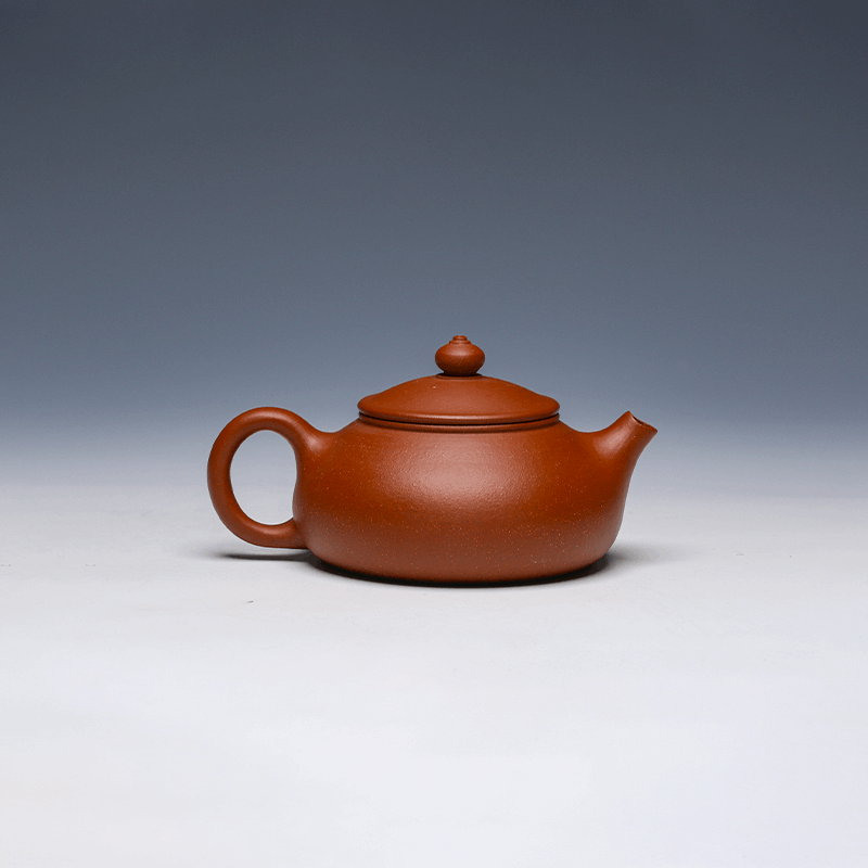 Yixing Teapot, Hong Jiangpo Clay, 180ml - Minimalist Design