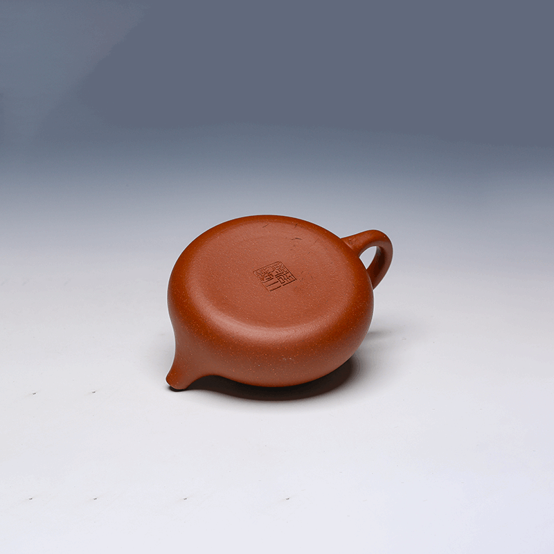 Yixing Teapot, Hong Jiangpo Clay, 180ml - Minimalist Design