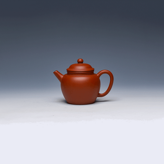 Gong Deng Yixing Teapot, Zhu Ni Clay, 200ml - Classic Round Form