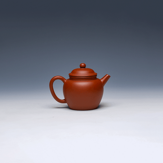 Gong Deng Yixing Teapot, Zhu Ni Clay, 200ml - Classic Round Form