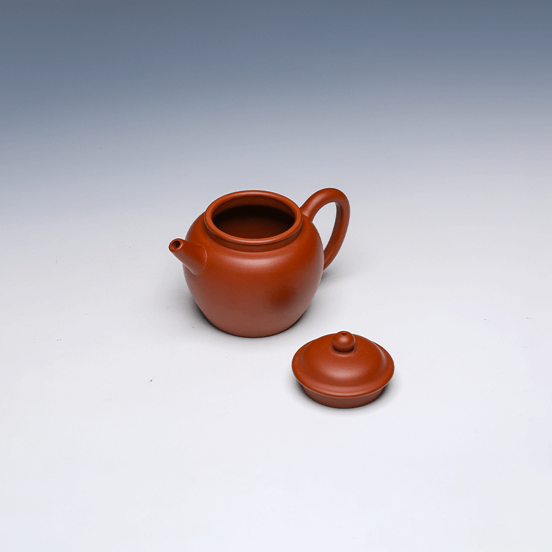 Gong Deng Yixing Teapot, Zhu Ni Clay, 200ml - Classic Round Form