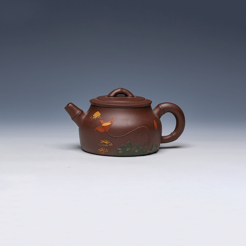 Lotus Pond Yixing Teapot, Hand-Decorated, Lao Zi Ni Clay, 275ml