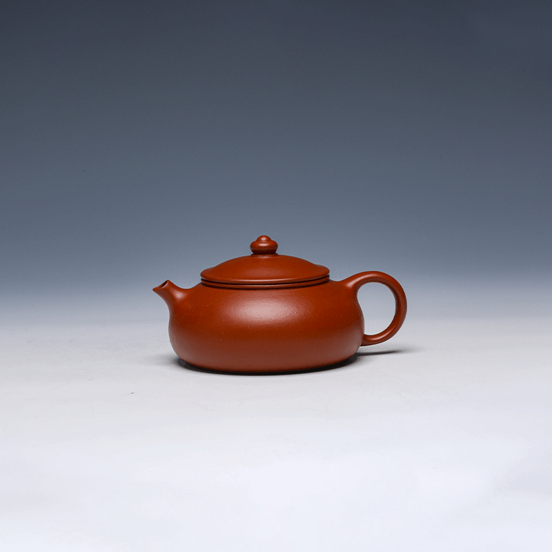 Zhu Ni Yixing Teapot, 150ml - Classic Rounded Form