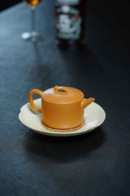 Ru Yi Han Wa Golden Duan Ni Teapot – 180ml