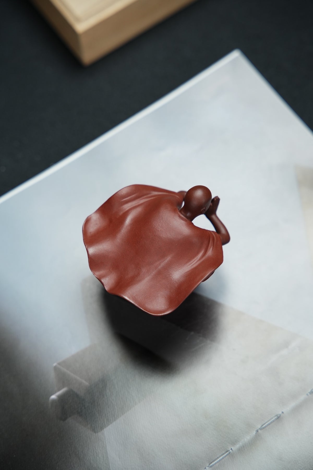 Fei Hong Peng Lai Figurine and Lotus Incense Holder - view 4
