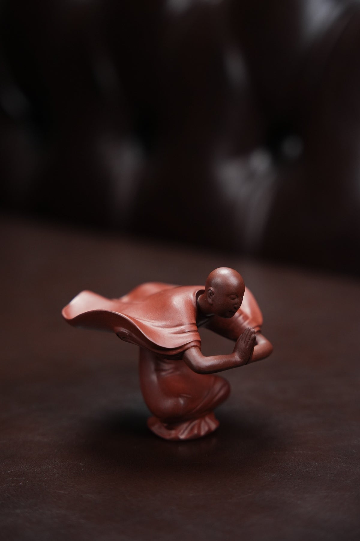 Fei Hong Peng Lai Figurine and Lotus Incense Holder - view 7