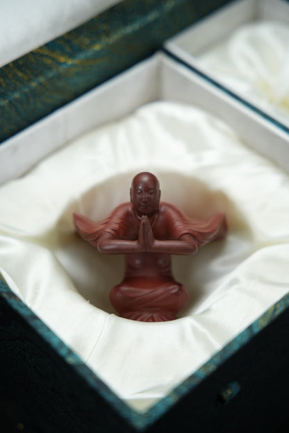 Fei Hong Peng Lai Figurine and Lotus Incense Holder - view 8