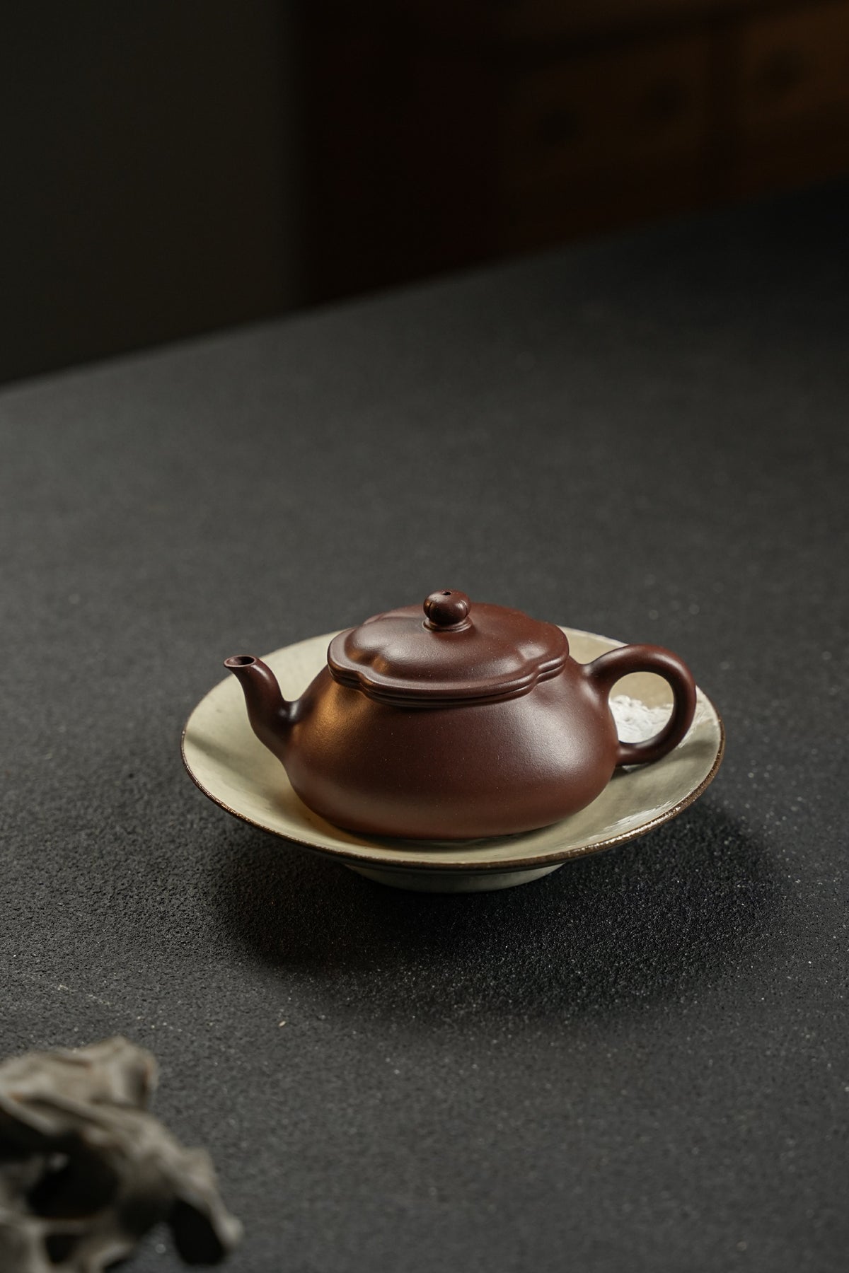 Hai Tang Ribbed Zi Ni Teapot – 130ml - view 1