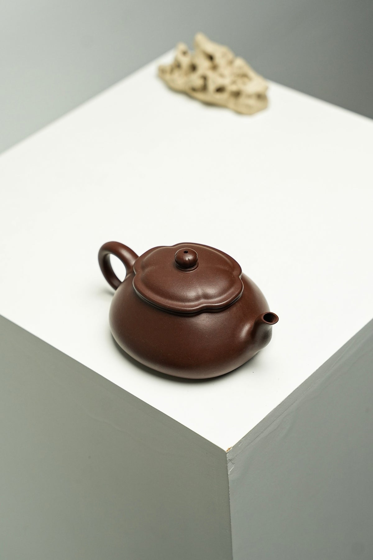 Hai Tang Ribbed Zi Ni Teapot – 130ml - view 3