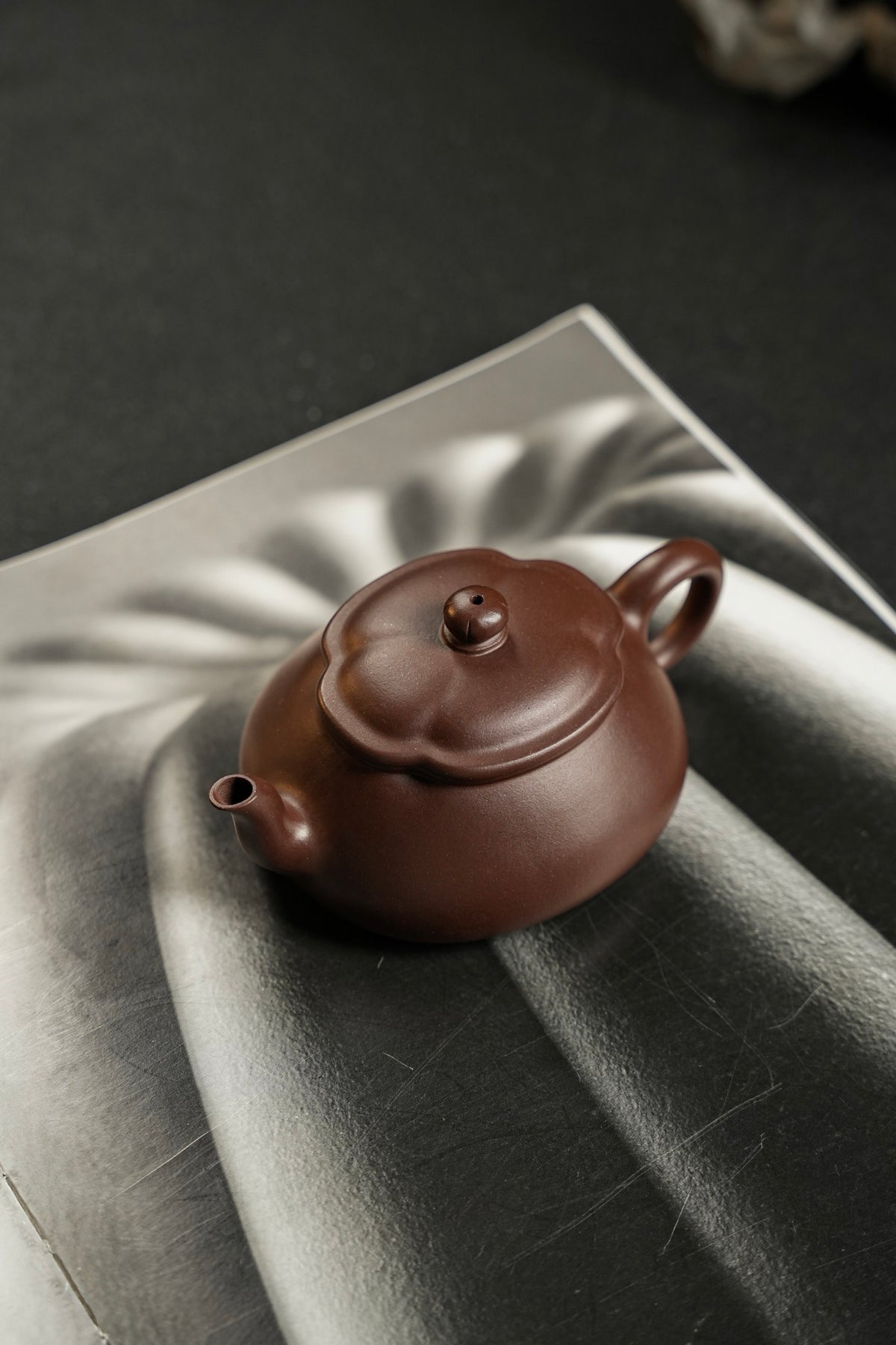 Hai Tang Ribbed Zi Ni Teapot – 130ml - view 4