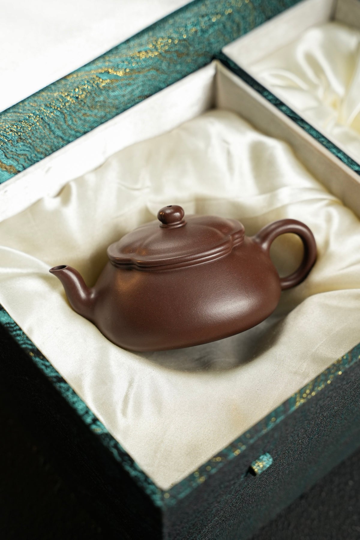Hai Tang Ribbed Zi Ni Teapot – 130ml - view 9
