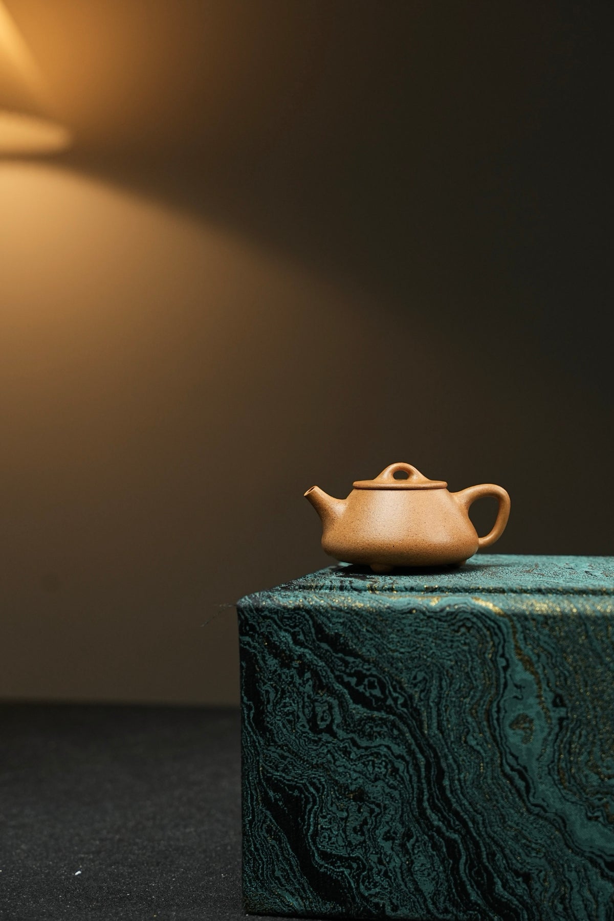 Xiao Shi Piao Golden Duan Ni Teapot – 95ml - view 2