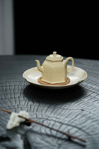 Xiao Jin Zhong Plum Blossom Duan Ni Teapot – 130ml