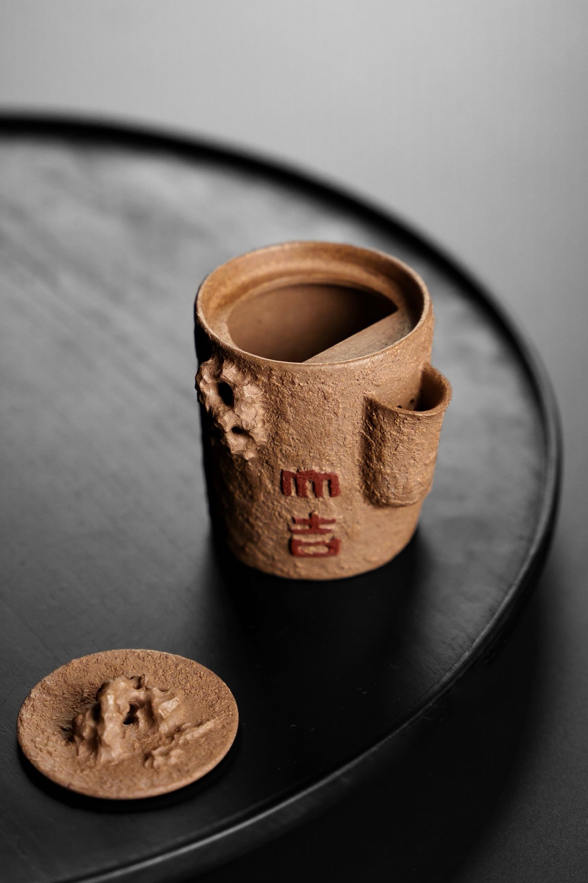 Da Ji Taihu Rock Duan Ni Teapot – 100ml - view 4