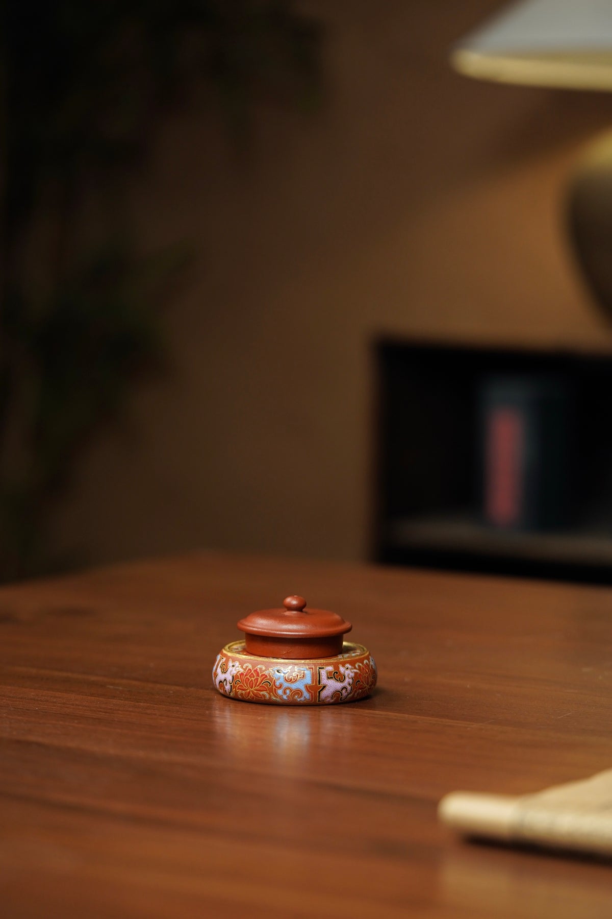 Bao Xiang Enamel Teapot Lid Rest – 6.5cm - view 3