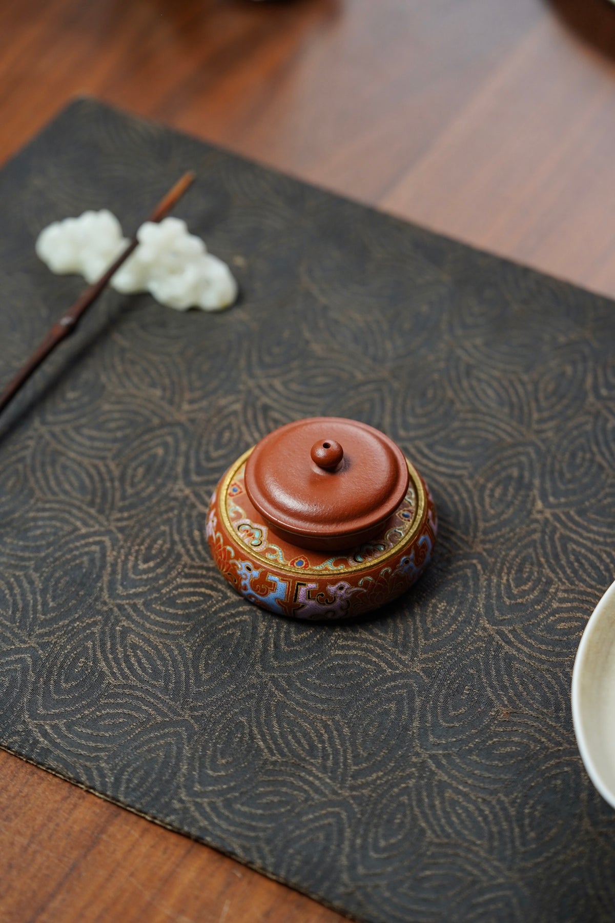 Bao Xiang Enamel Teapot Lid Rest – 6.5cm - view 5