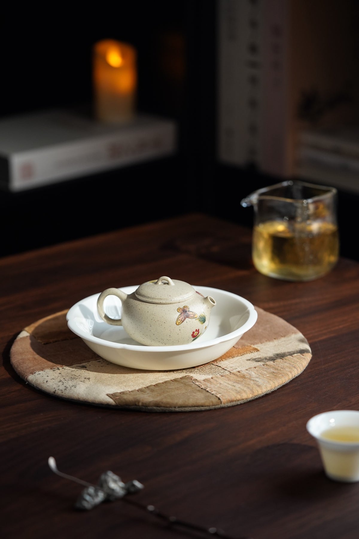 Xiao Fu Dai Painted Duan Ni Teapot – 100ml - view 3