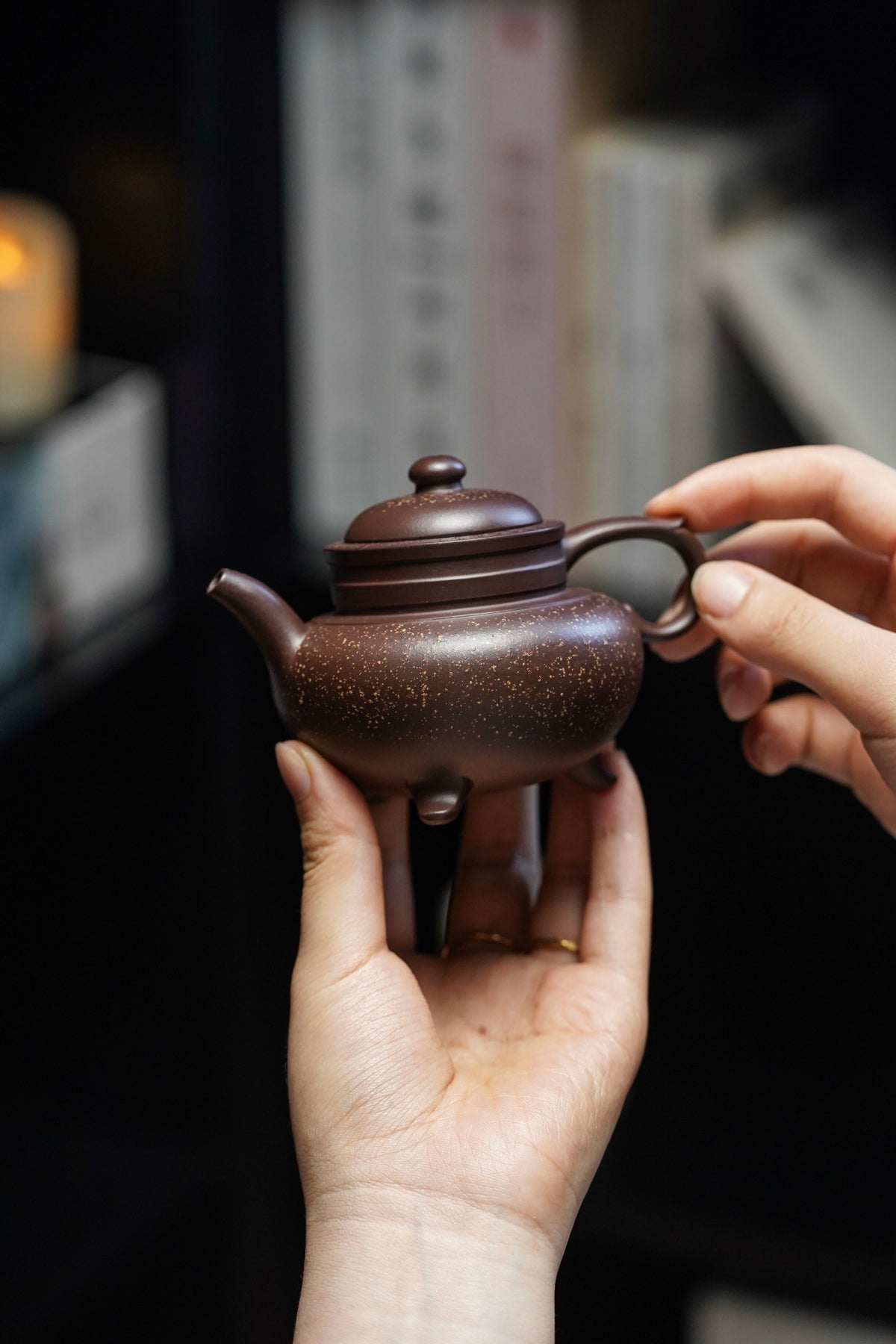 Gu You Ao Xue Textured Zi Ni Teapot – 180ml - view 2