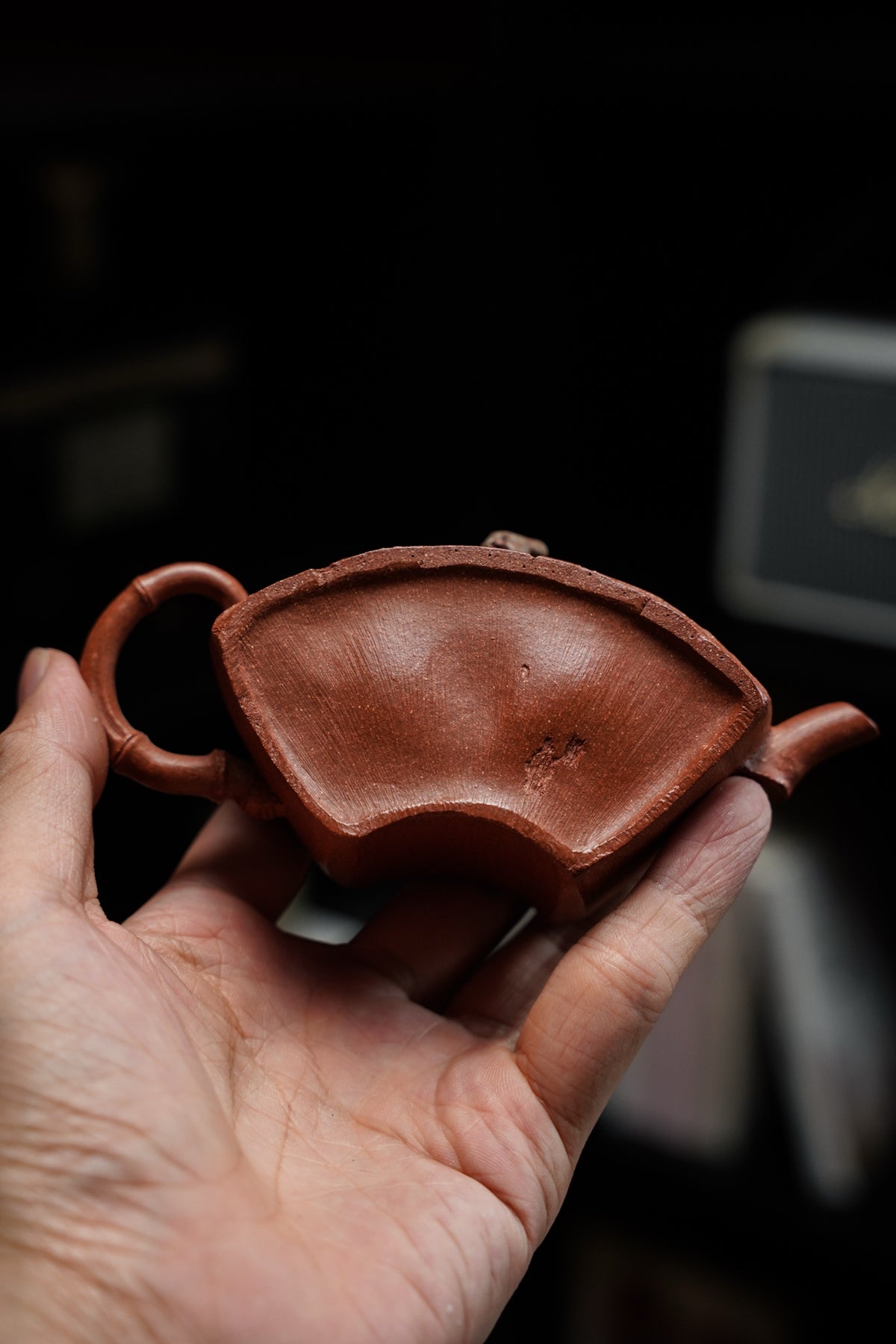 Xing Shi Taihu Rock Jiang Po Ni Teapot – 130ml - view 7