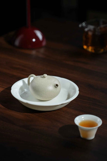 Flat Xi Shi White Duan Ni Teapot – 110ml