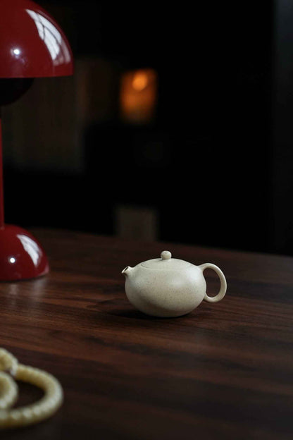 Flat Xi Shi White Duan Ni Teapot – 110ml