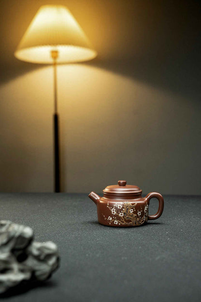 Da Heng De Zhong Plum Blossom Zi Ni Teapot – 200ml