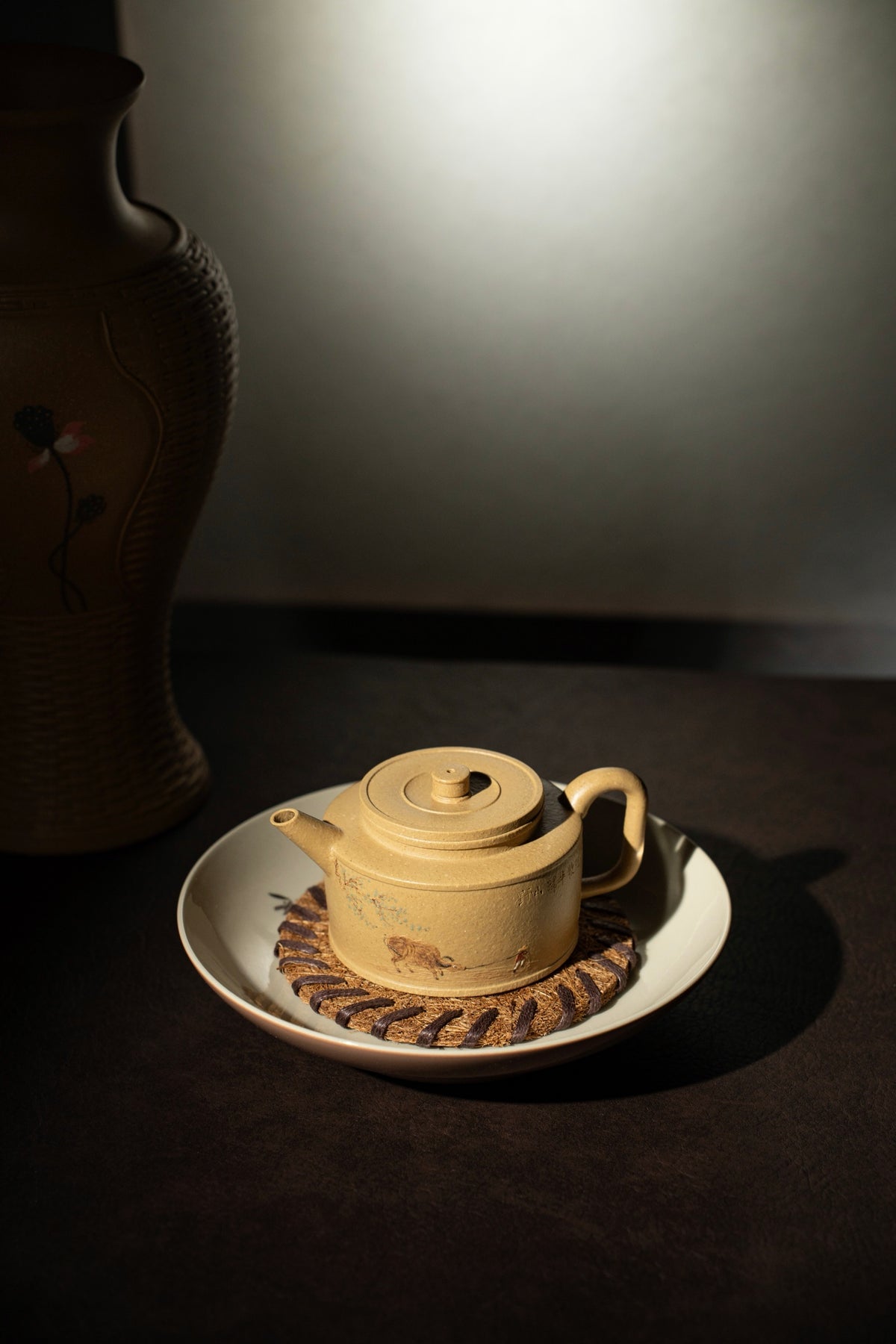 Zhe Jian Guan Lan Mu Qu Ben Shan Lu Ni Teapot – 130ml - view 6