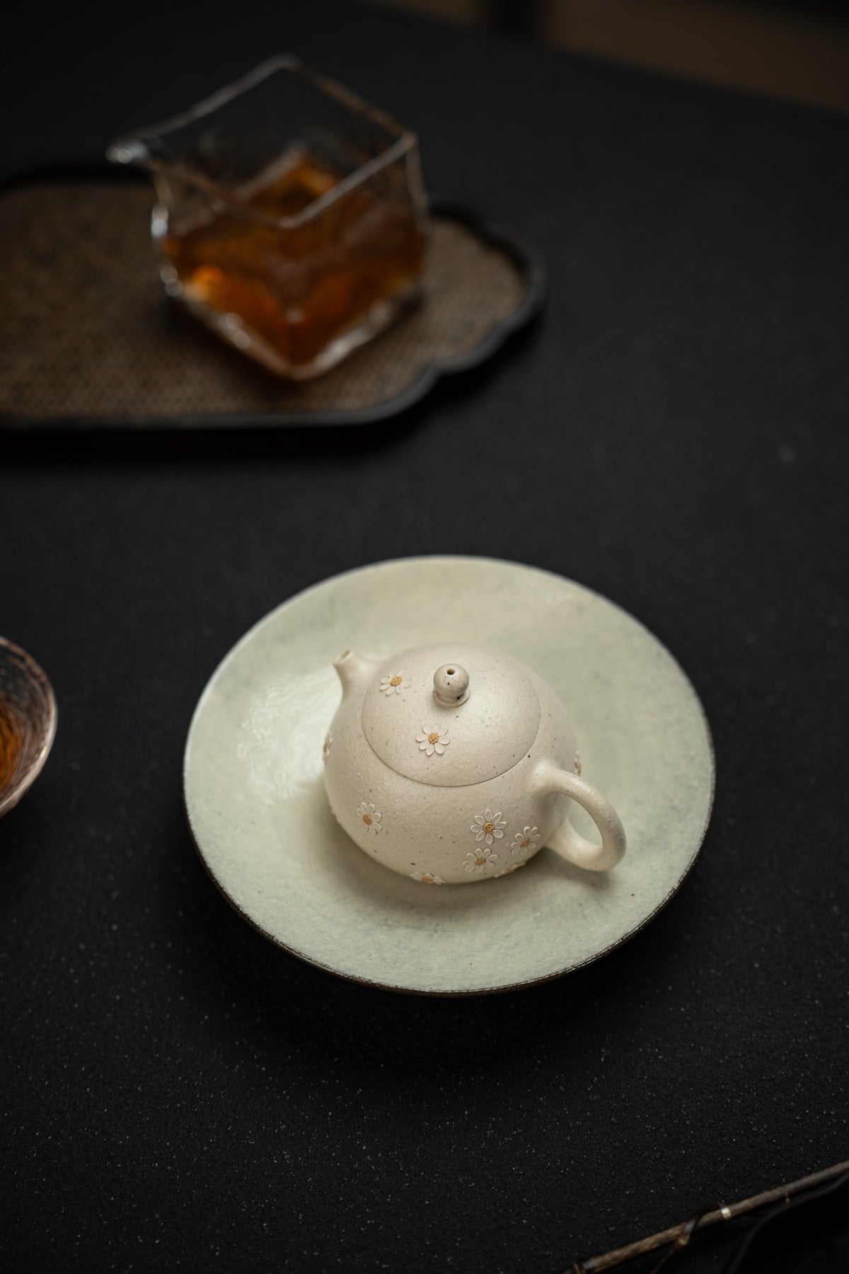 Daisy Xi Shi White Duan Ni Teapot – 100ml - view 2