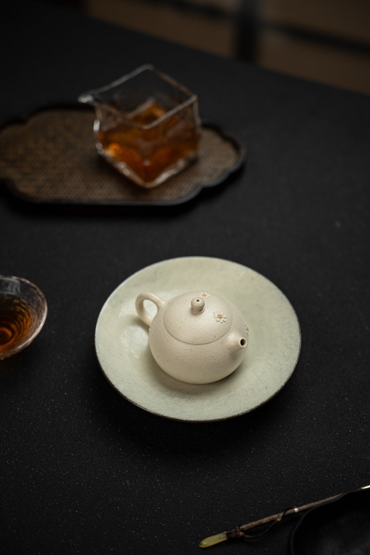 Daisy Xi Shi White Duan Ni Teapot – 100ml - view 4
