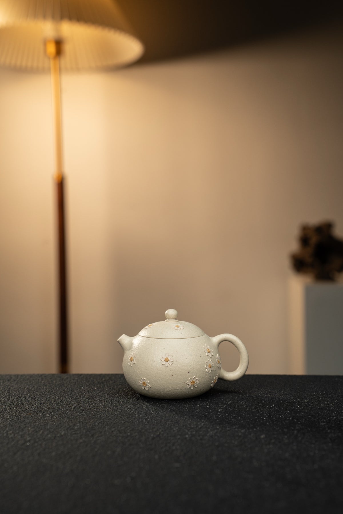Daisy Xi Shi White Duan Ni Teapot – 100ml - view 8