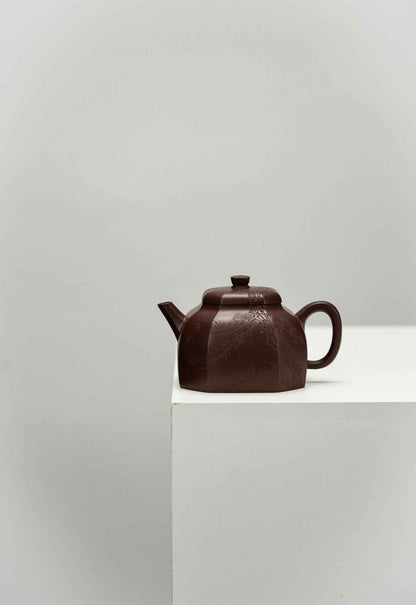Ba Fang Yun Lu Zi Ni Teapot – 160ml