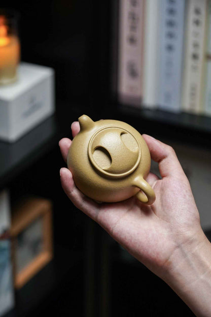 Xiao Yu Niu Duan Ni Teapot – 150ml