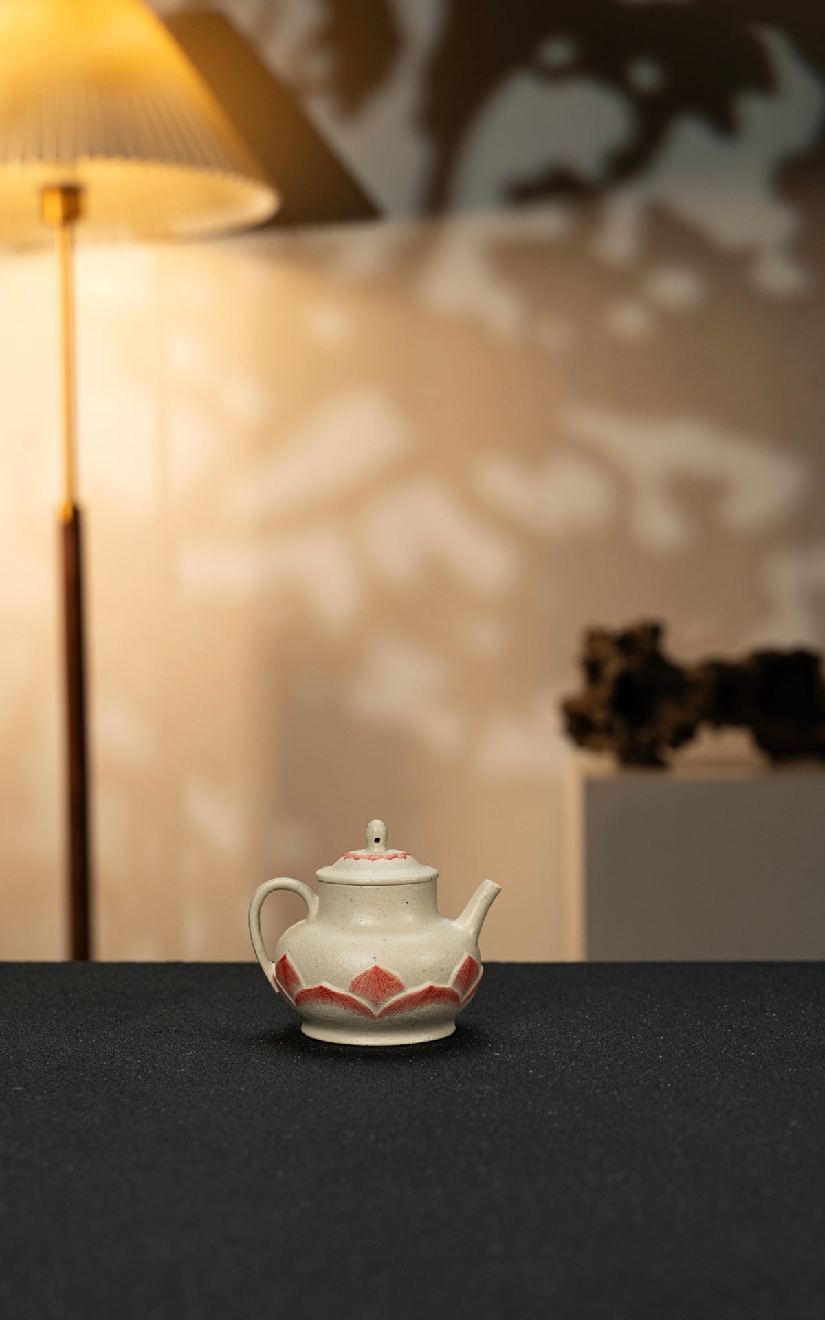 Fan Lian Gong Deng Lotus Duan Ni Teapot – 130ml - view 3