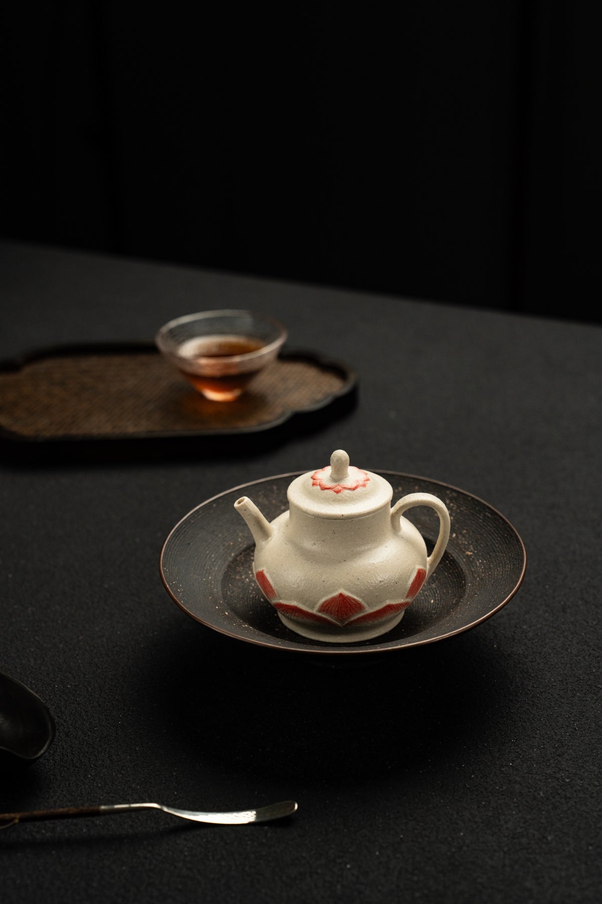 Fan Lian Gong Deng Lotus Duan Ni Teapot – 130ml - view 7